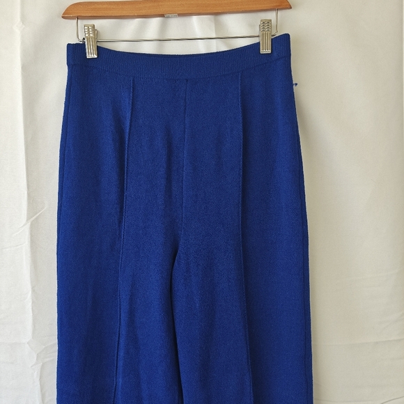 St. John Collection by Marie Gray Santana Knit High Rise Blue Straight Leg Pants - Picture 3 of 9